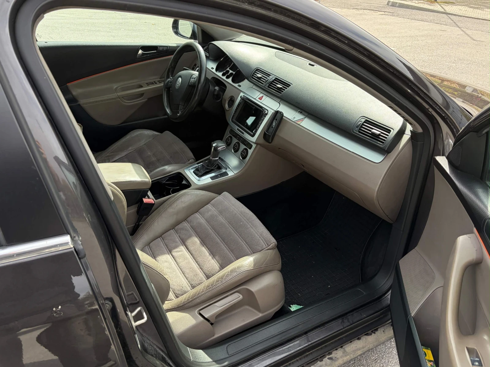 VW Passat, снимка 11 - Автомобили и джипове - 56541921