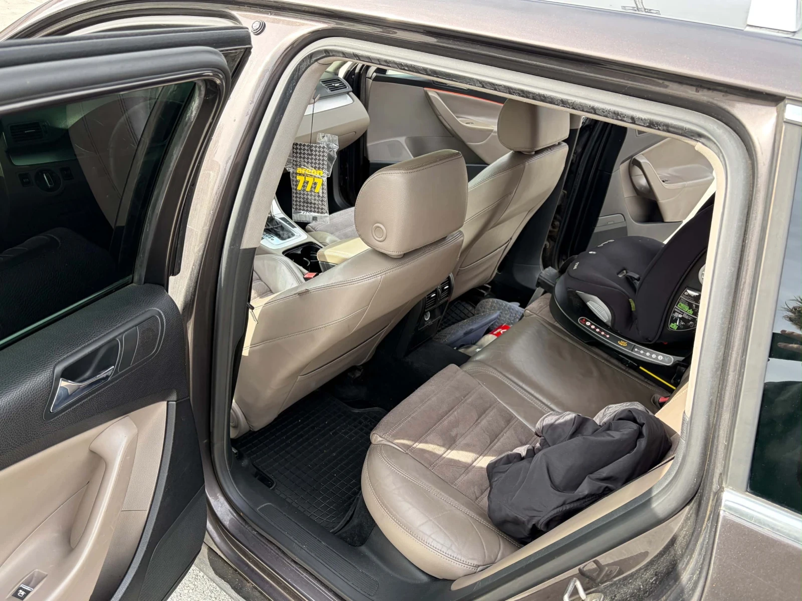 VW Passat, снимка 10 - Автомобили и джипове - 56541921