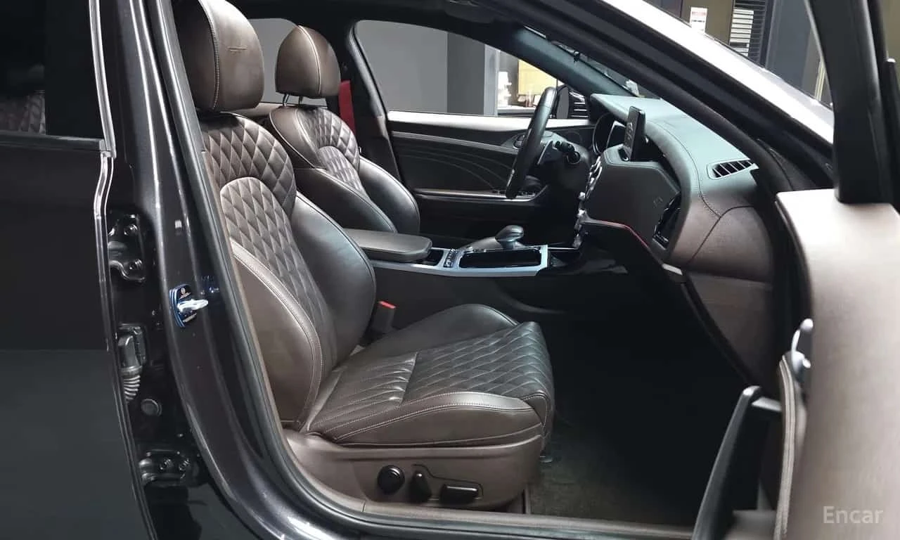 Kia Stinger 3.3 GT AWD | ����� �� ����������� | Mobile.bg � ����������� 11