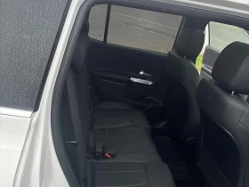 Mercedes-Benz GLB  250 | DISTRONIC | ПАНОРАМА | ПОДГРЕВ | CARFAX | , снимка 17