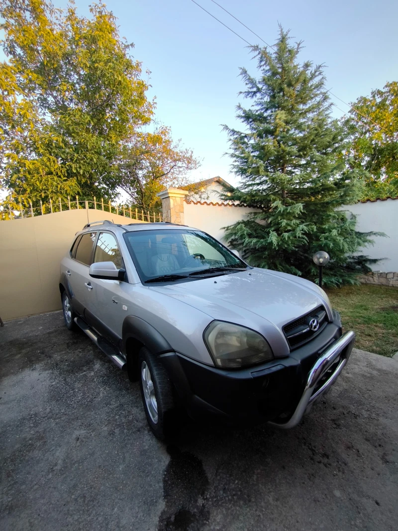 Hyundai Tucson, снимка 2 - Автомобили и джипове - 52647425