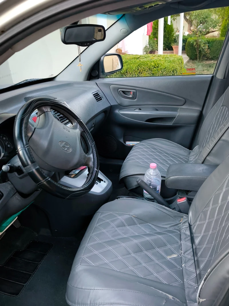 Hyundai Tucson, снимка 8 - Автомобили и джипове - 52647425