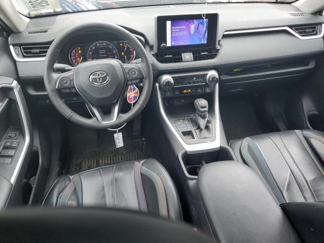 Toyota Rav4 XLE, снимка 8 - Автомобили и джипове - 48705369