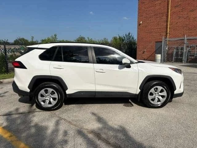 Toyota Rav4 * LE AWD * * CAMERA BLUETOOTH CARPLAY NO ACCIDENTS, снимка 6 - Автомобили и джипове - 54930738