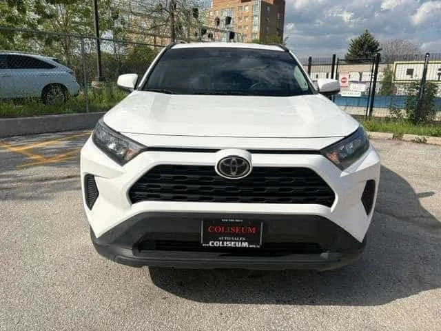 Toyota Rav4 * LE AWD * * CAMERA BLUETOOTH CARPLAY NO ACCIDENTS, снимка 8 - Автомобили и джипове - 54930738