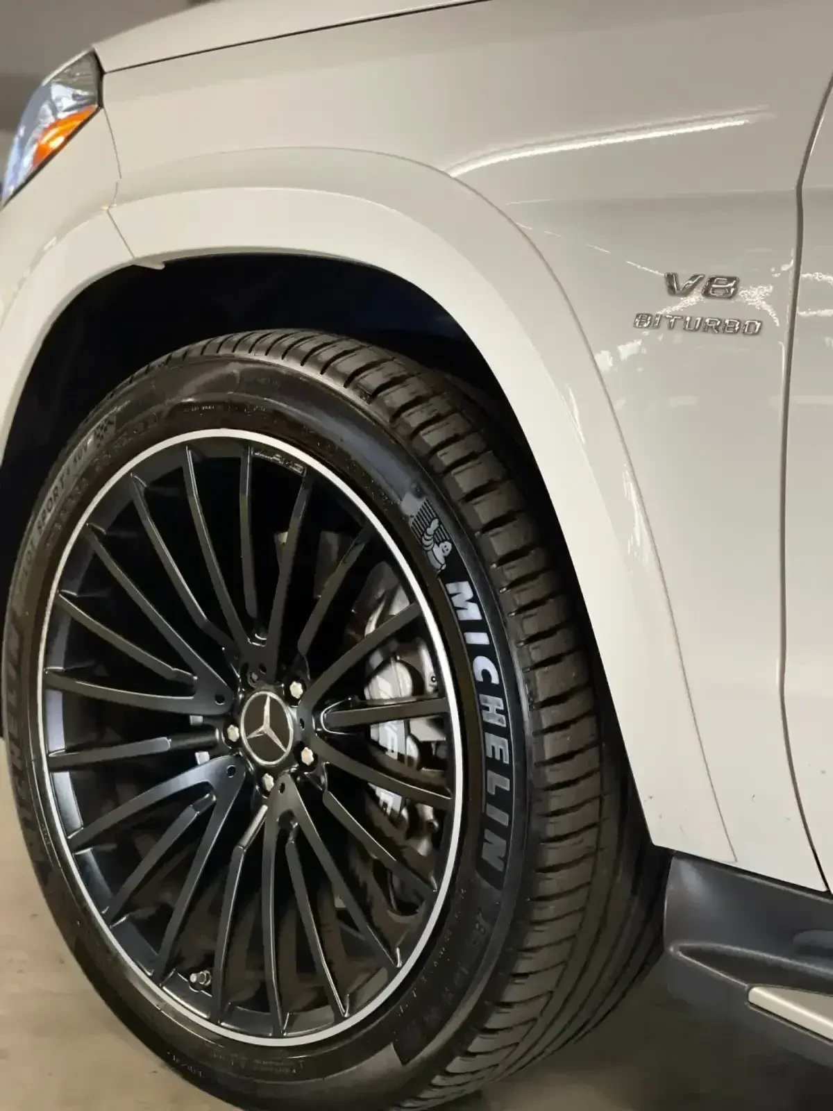 Mercedes-Benz GLS 63 AMG  - изображение 5