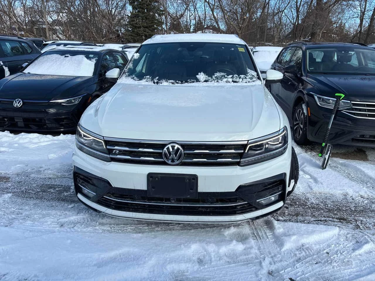 VW Tiguan * Highline * CARFAX * ДИГИТАЛНО ТАБЛО* ПОДГРЕВ*  - изображение 6