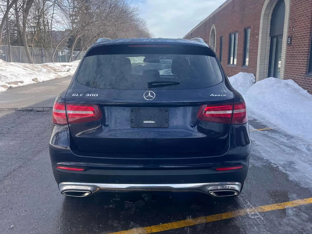 Mercedes-Benz GLC 300 * 4MATIC* DISTRONIC* ПОДГРЕВИ* ПАНОРАМА* , снимка 4 - Автомобили и джипове - 53828407