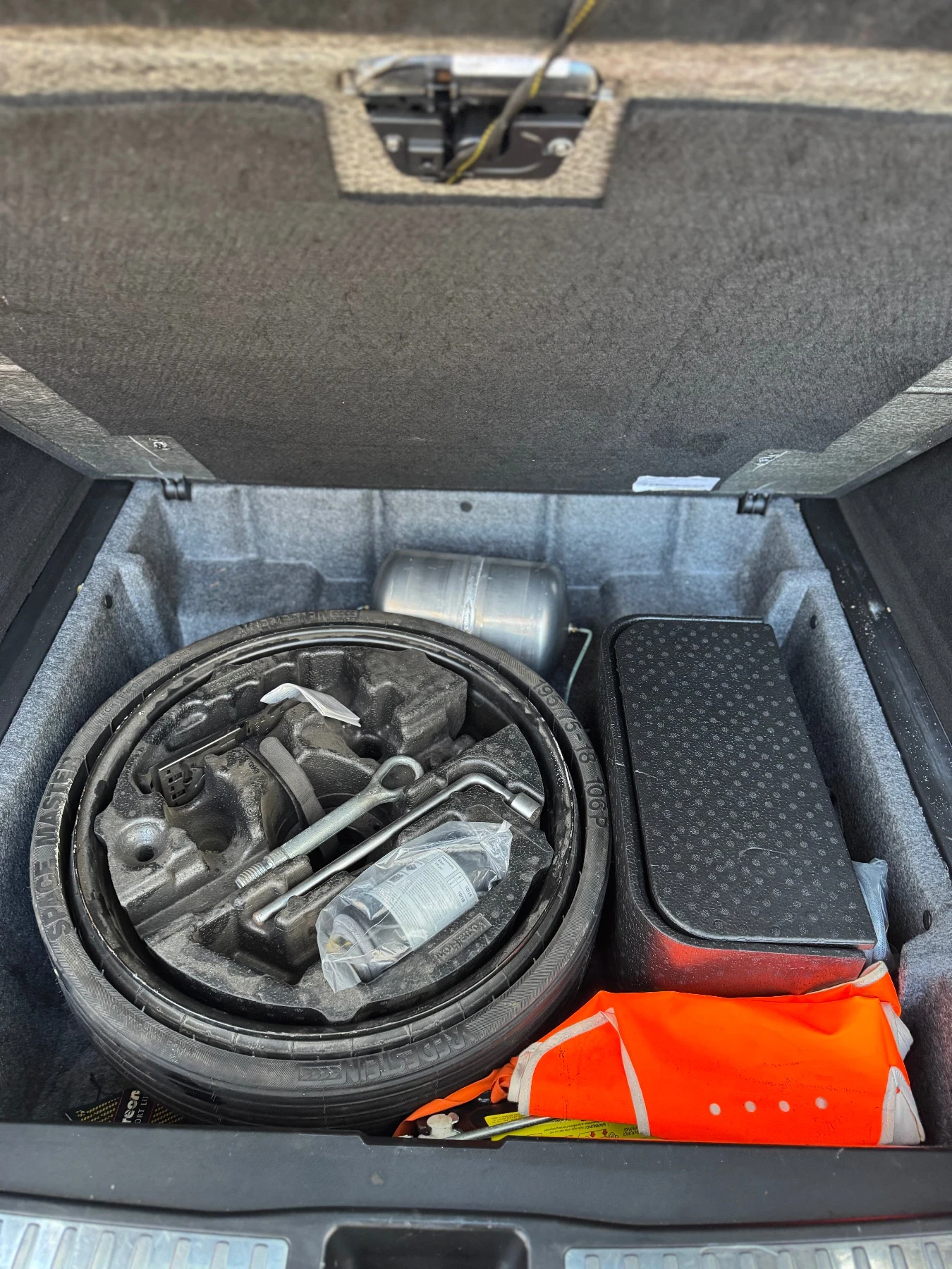 Mercedes-Benz ML 350 Bluetec, снимка 10 - Автомобили и джипове - 53966252