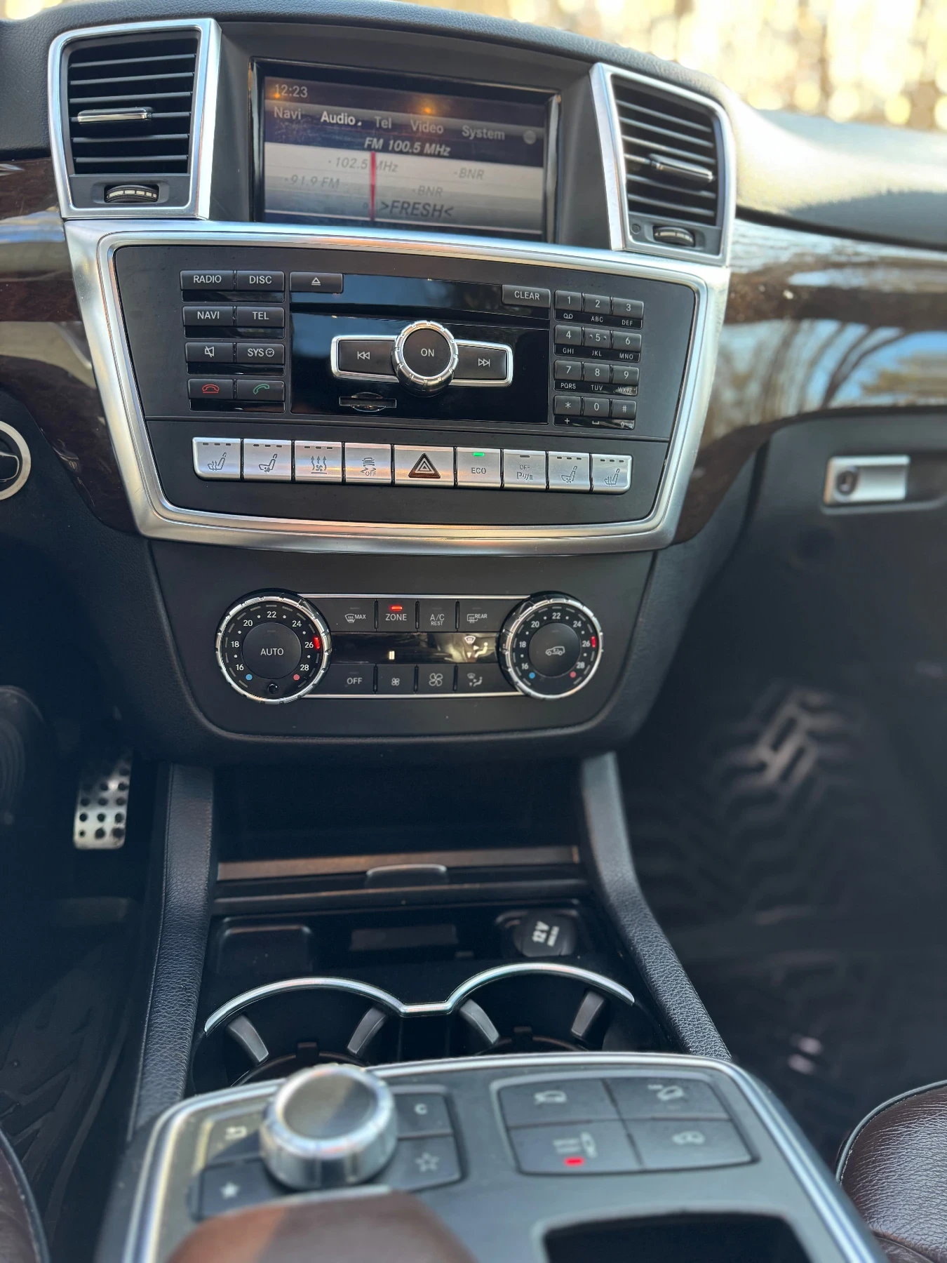 Mercedes-Benz ML 350 Bluetec, снимка 12 - Автомобили и джипове - 53966252