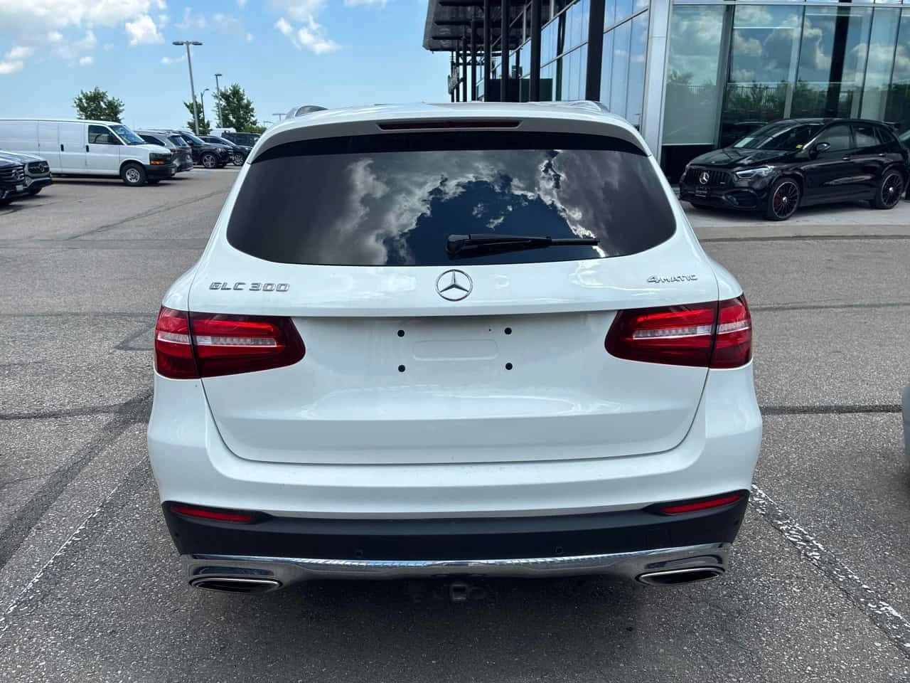 Mercedes-Benz GLC 300 * CARFAX * ОТ ПРЕДСТАВИТЕЛСТВО НА МЕРЦЕДЕС * , снимка 4 - Автомобили и джипове - 55245471