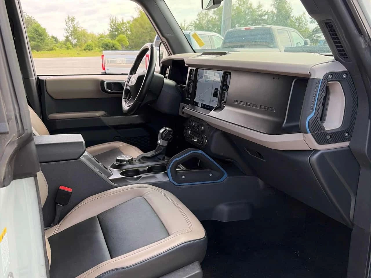 Ford Bronco * 4 Door Advanced 4x4* АВТОКРЕДИТ БЕЗ ПЪРВОНАЧАЛНА, снимка 15 - Автомобили и джипове - 55554458