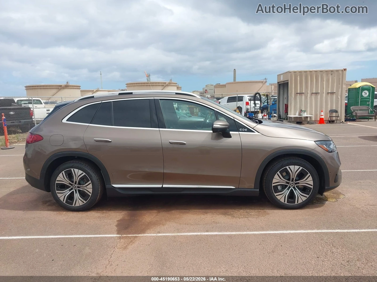 Mercedes-Benz EQE SUV* 320+ * Burmester* Пано* НОВА* Цена до БГ, снимка 9 - Автомобили и джипове - 55816432