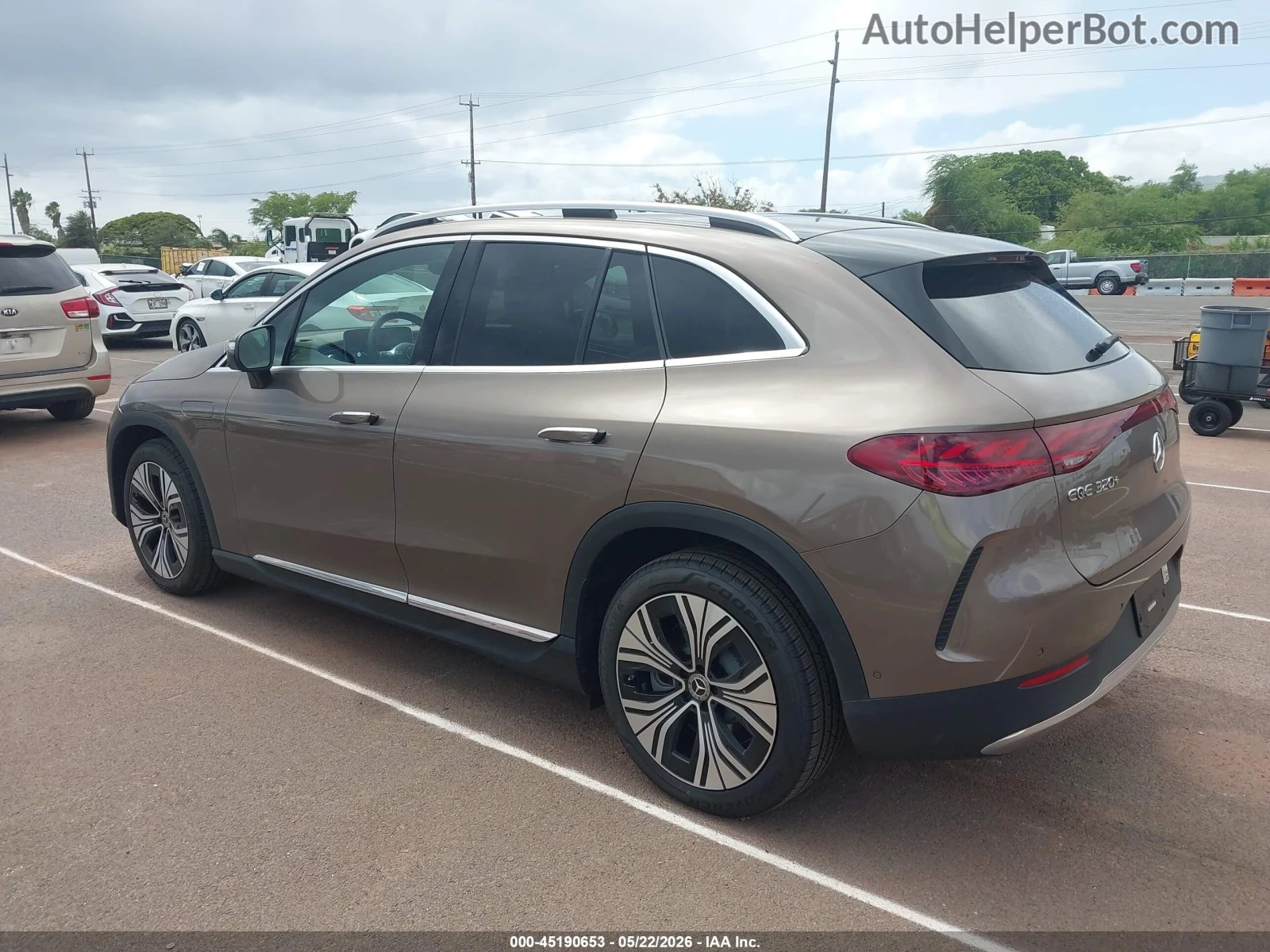Mercedes-Benz EQE SUV* 320+ * Burmester* Пано* НОВА* Цена до БГ, снимка 7 - Автомобили и джипове - 55816432