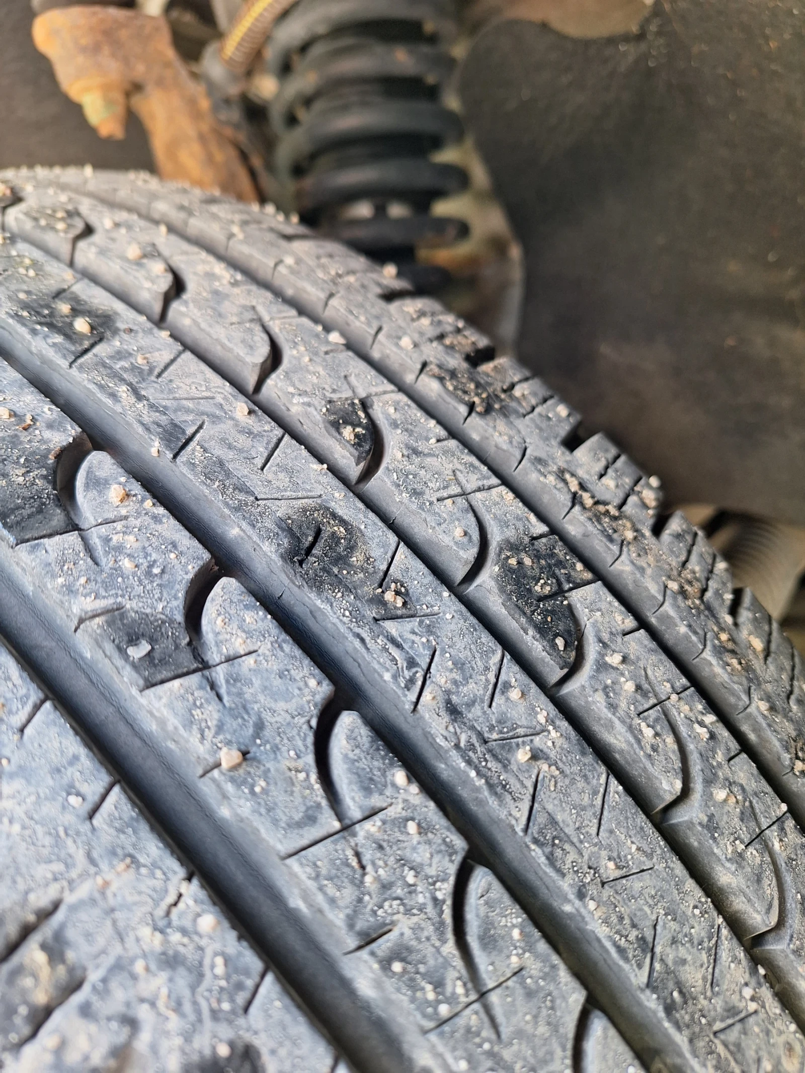 VW Touareg, снимка 12 - Автомобили и джипове - 56204784