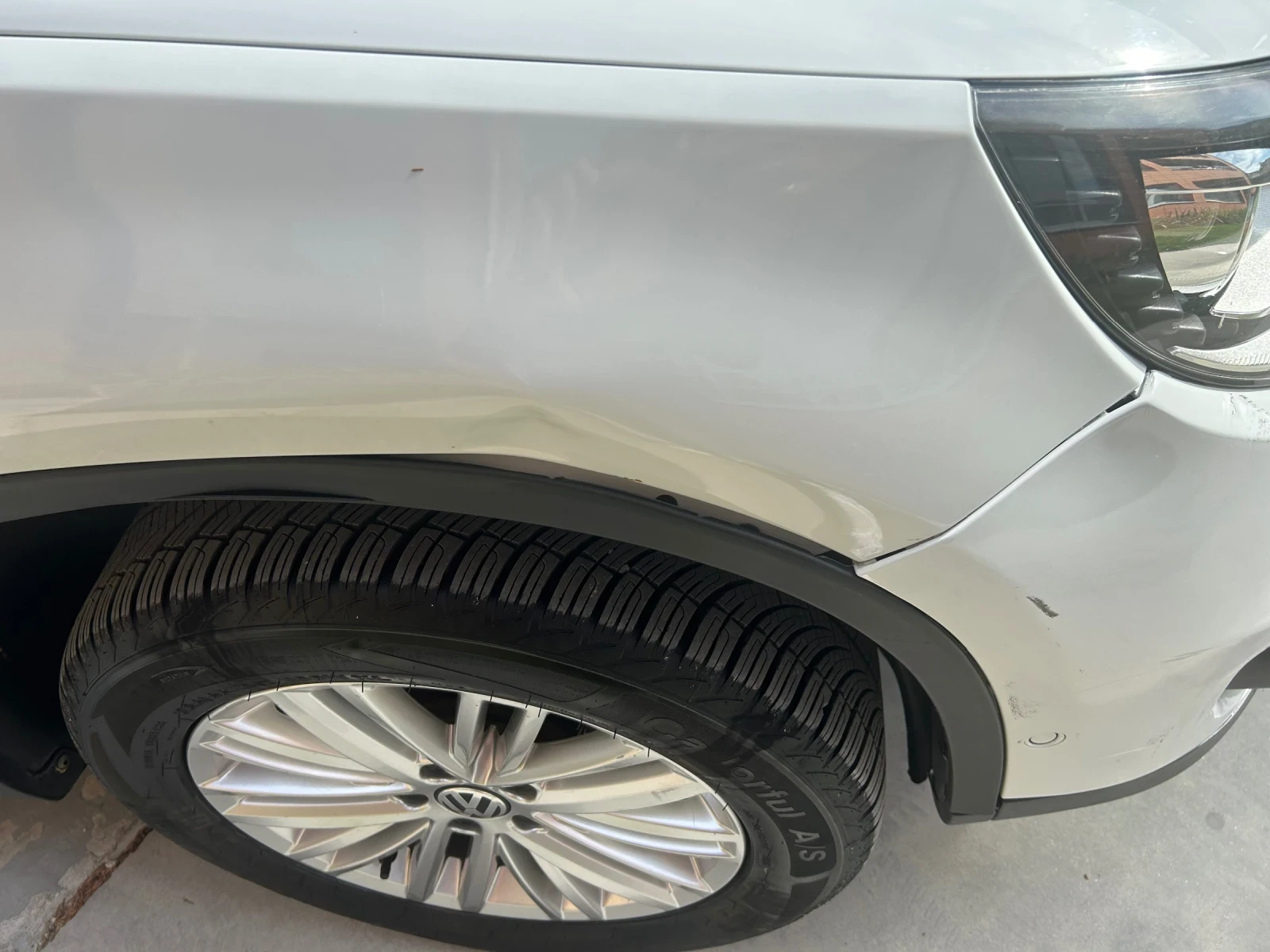 VW Tiguan, снимка 10 - Автомобили и джипове - 56376651