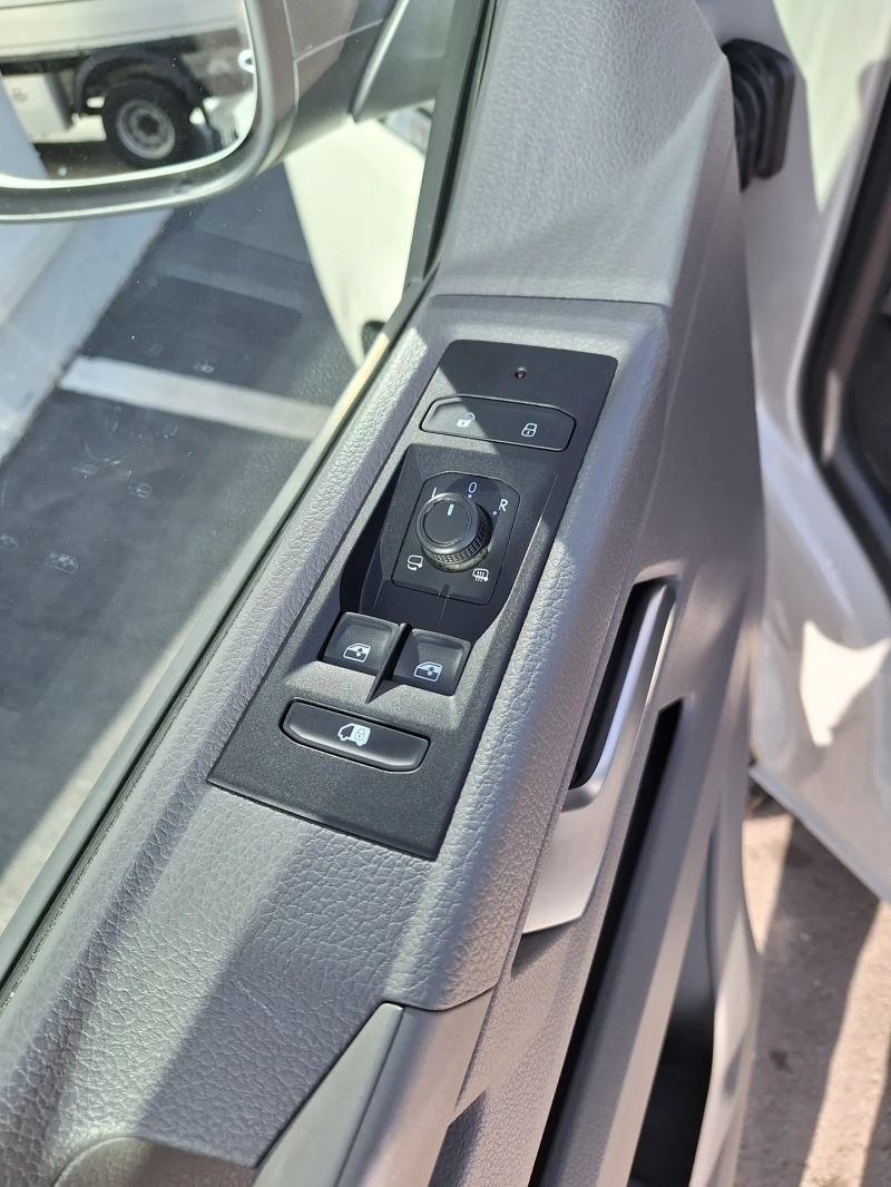 VW Transporter VW Transporter Kasten S 5.8 m3 TDI, снимка 10 - Бусове и автобуси - 52844670