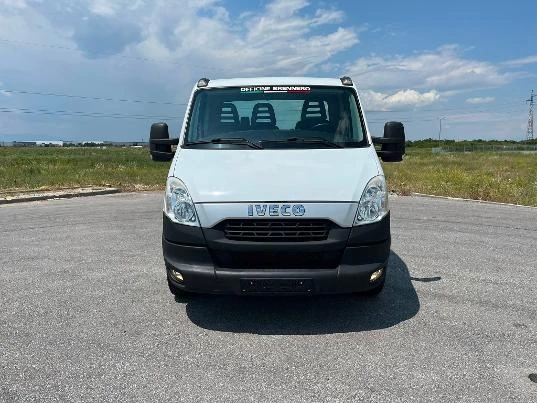 Iveco Daily 35S15 3.5T/B KAT * КЛИМА ПЕРФЕКТЕН, снимка 17 - Бусове и автобуси - 56215109