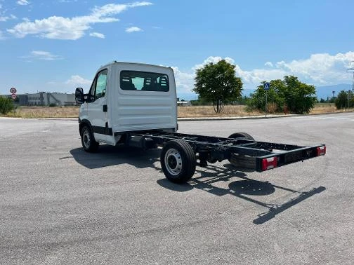 Iveco Daily 35S15 3.5T/B KAT * КЛИМА ПЕРФЕКТЕН, снимка 6 - Бусове и автобуси - 56215109