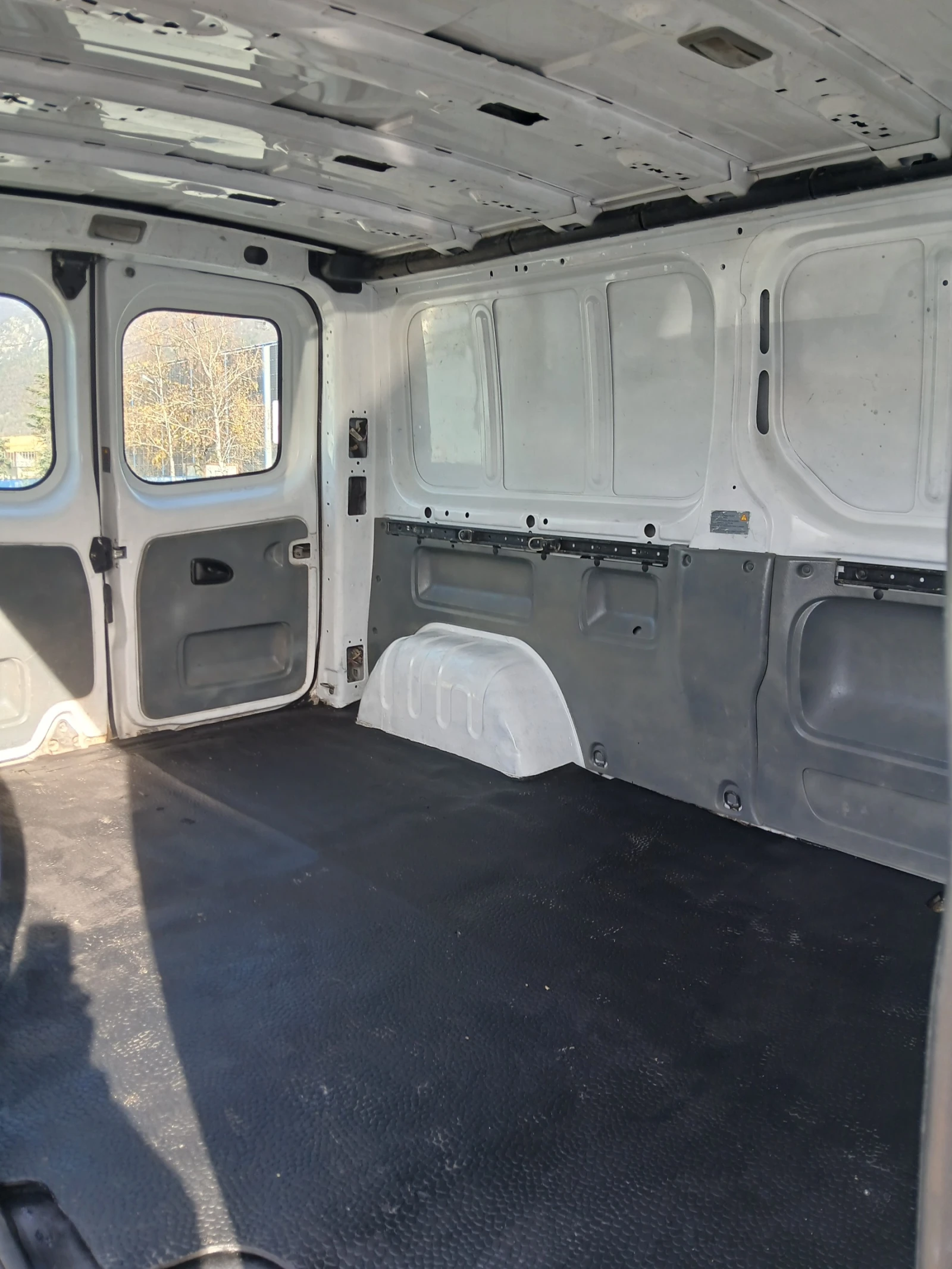 Opel Vivaro 2.CDTI MAXI long - изображение 9