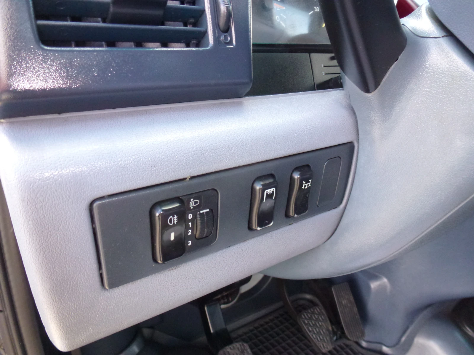 Mercedes-Benz 412 3.5 т. УНИКАТ !!!, снимка 13 - Бусове и автобуси - 54824004