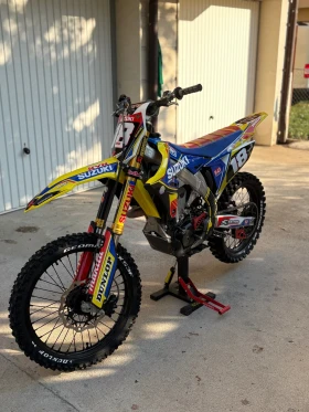  Suzuki Rmz