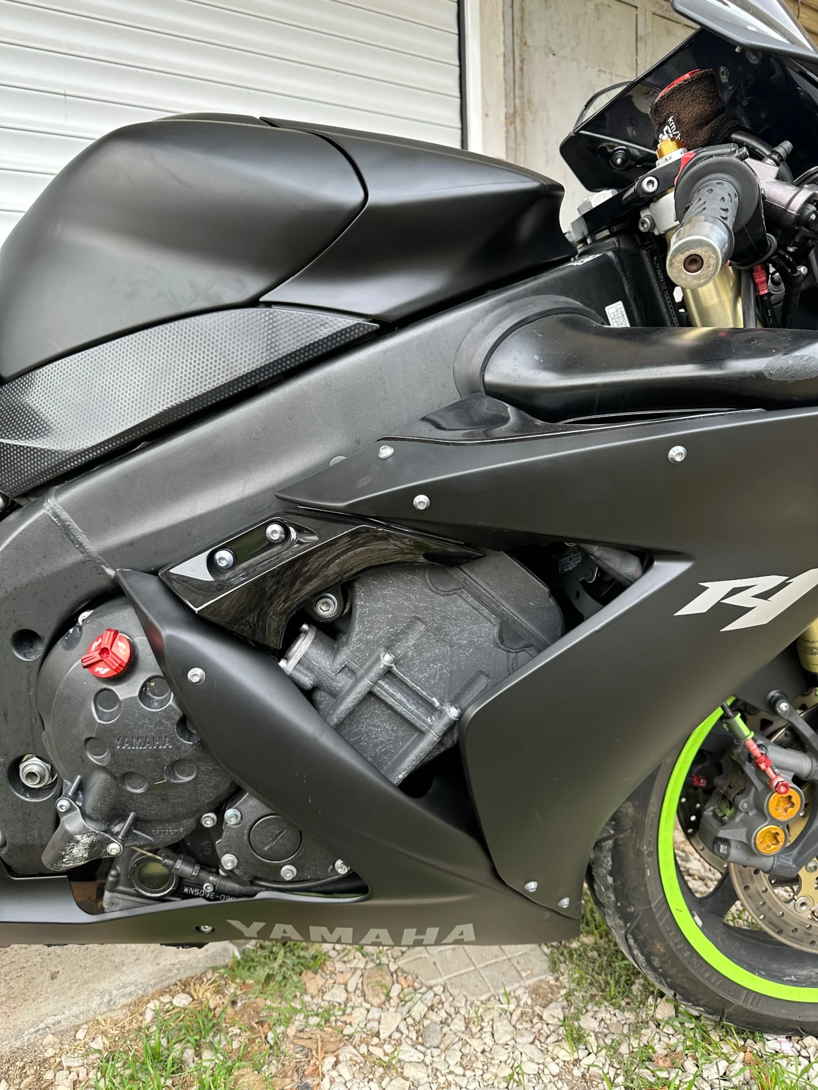 Yamaha YZF-R1 RN09 | Mobile.bg   13