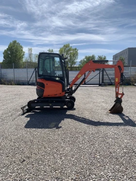      Kubota U27-4