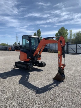      Kubota U27-4