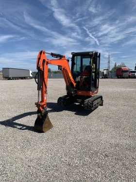      Kubota U27-4