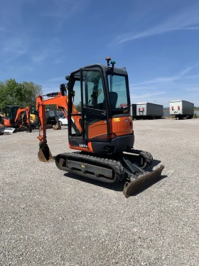      Kubota U27-4