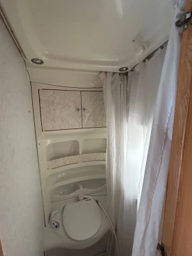 Каравана Hobby 560 KMFE, снимка 8