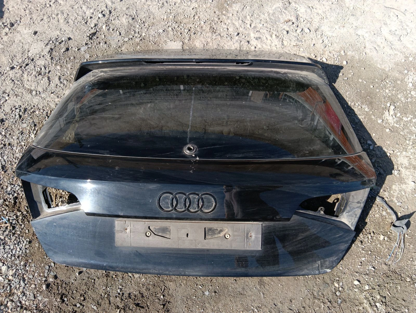 капак заден черен 4 врати хечбек Sline Audi A3