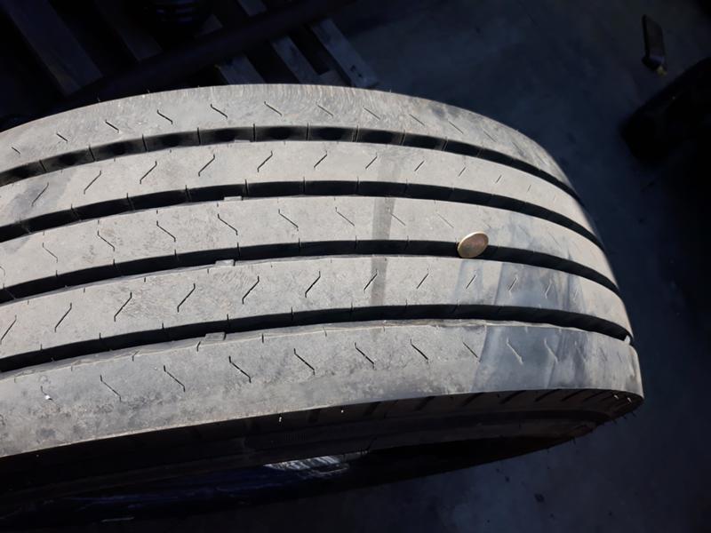 Гуми Всесезонни 305/70R19.5, снимка 2 - Гуми и джанти - 46269977