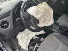 Toyota Auris 1.8i 2ZR-FXE HIBRID, снимка 9