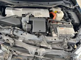 Toyota Auris 1.8i 2ZR-FXE HIBRID, снимка 13