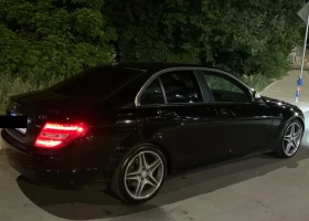 Mercedes-Benz C 220 * РЪЧКА* ДИЗЕЛ* НОВИ ГУМИ* ОРИГИНАЛНИ ДЖАНТИ AMG* , снимка 7