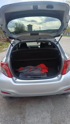 Toyota Yaris 1, 4 дизел , снимка 5