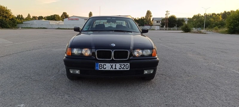 BMW 320, снимка 1 - Автомобили и джипове - 47330657