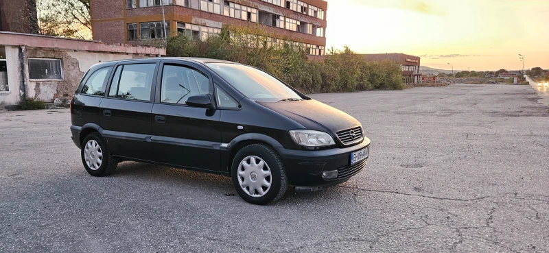 Opel Zafira, снимка 4 - Автомобили и джипове - 47368433