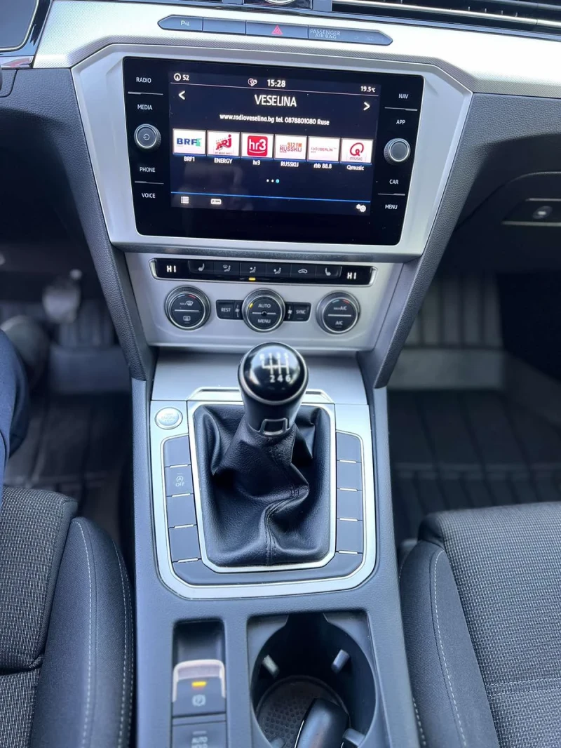 VW Passat * * * FUL LED* * * , снимка 16 - Автомобили и джипове - 48246623