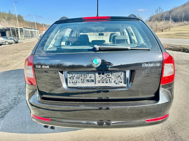 Skoda Octavia 1.6TDI* 4х4* UNIKAT* REALNI KM* , снимка 5 - Автомобили и джипове - 48381755