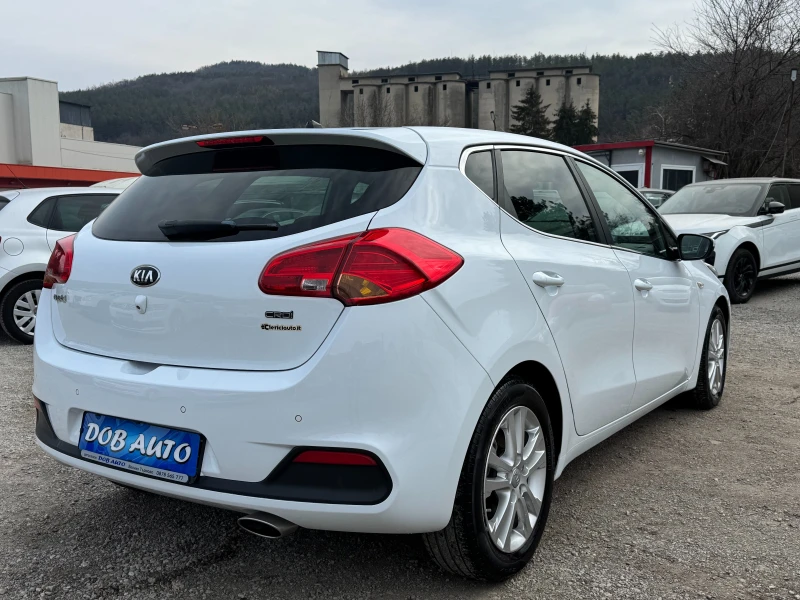 Kia Ceed 1.6CRDI-110К.С-CAMERA-LED, снимка 6 - Автомобили и джипове - 49137830