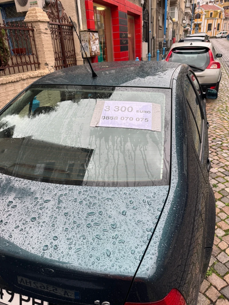 VW Bora 1.6, 105 к.с. Edition, снимка 4 - Автомобили и джипове - 49152016