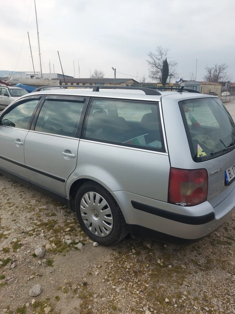 VW Passat, снимка 5 - Автомобили и джипове - 49152782