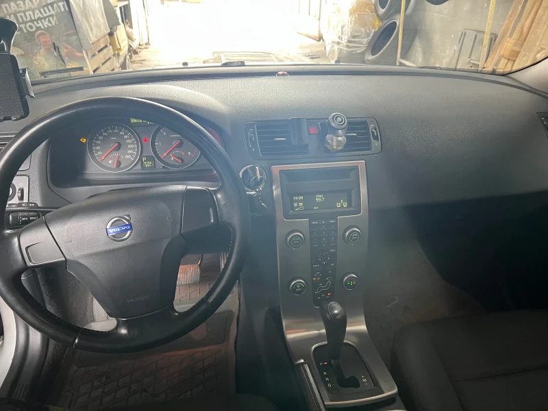 Volvo S40, снимка 8 - Автомобили и джипове - 49321823