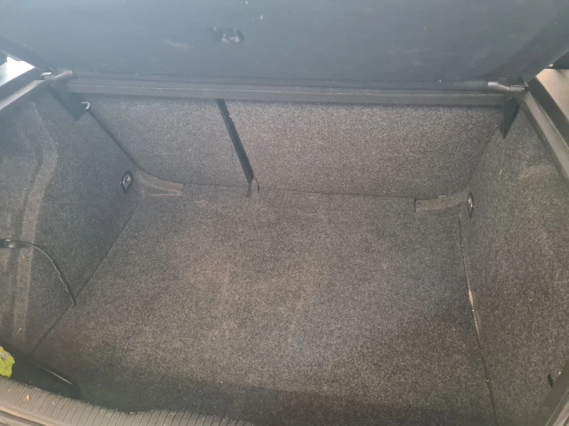 VW Golf, снимка 8 - Автомобили и джипове - 52642274