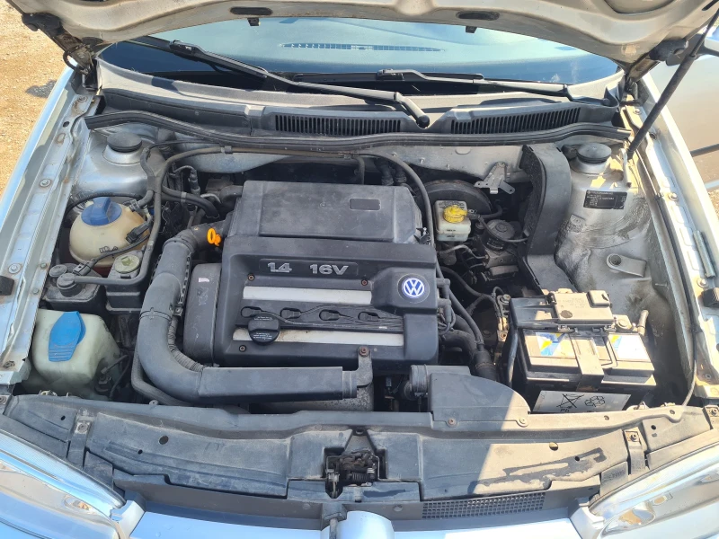 VW Golf, снимка 5 - Автомобили и джипове - 52642274