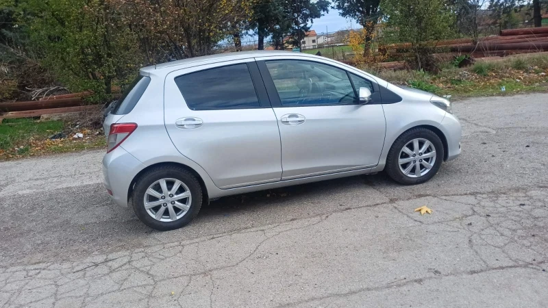 Toyota Yaris 1, 4 дизел , снимка 2 - Автомобили и джипове - 52512621