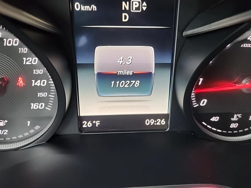 Mercedes-Benz C 400 AMG* MB-TEX* BURMASTER* KEYLESS GO* 2 КЛЮЧА, снимка 7 - Автомобили и джипове - 53108888